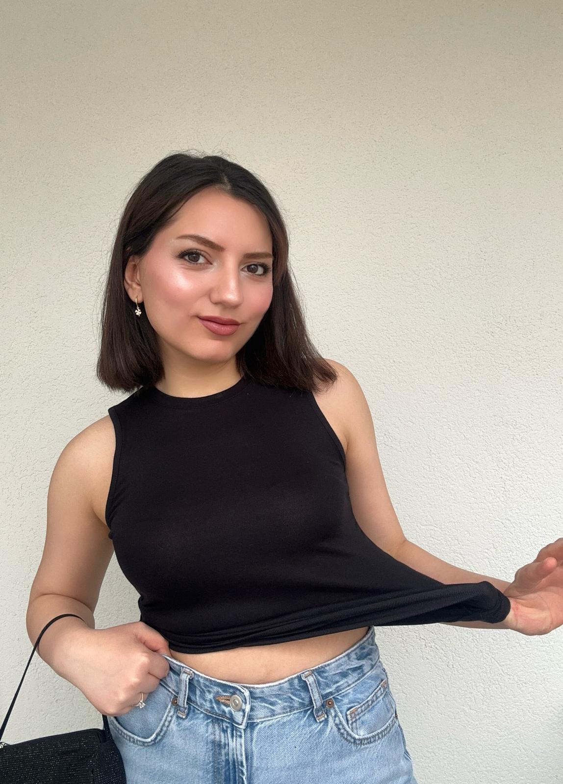 Soft Siyah Bisiklet Yaka Sıfır Kol Pamuklu Body